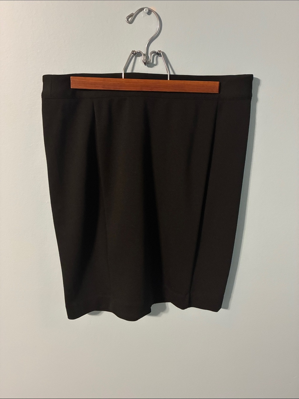 LOFT Black Pencil Skirt - Classic Office Staple